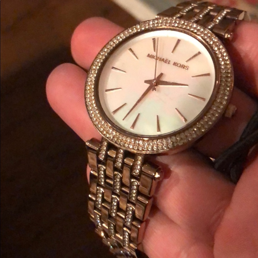Michael Kors Watch - Picture 2 of 6
